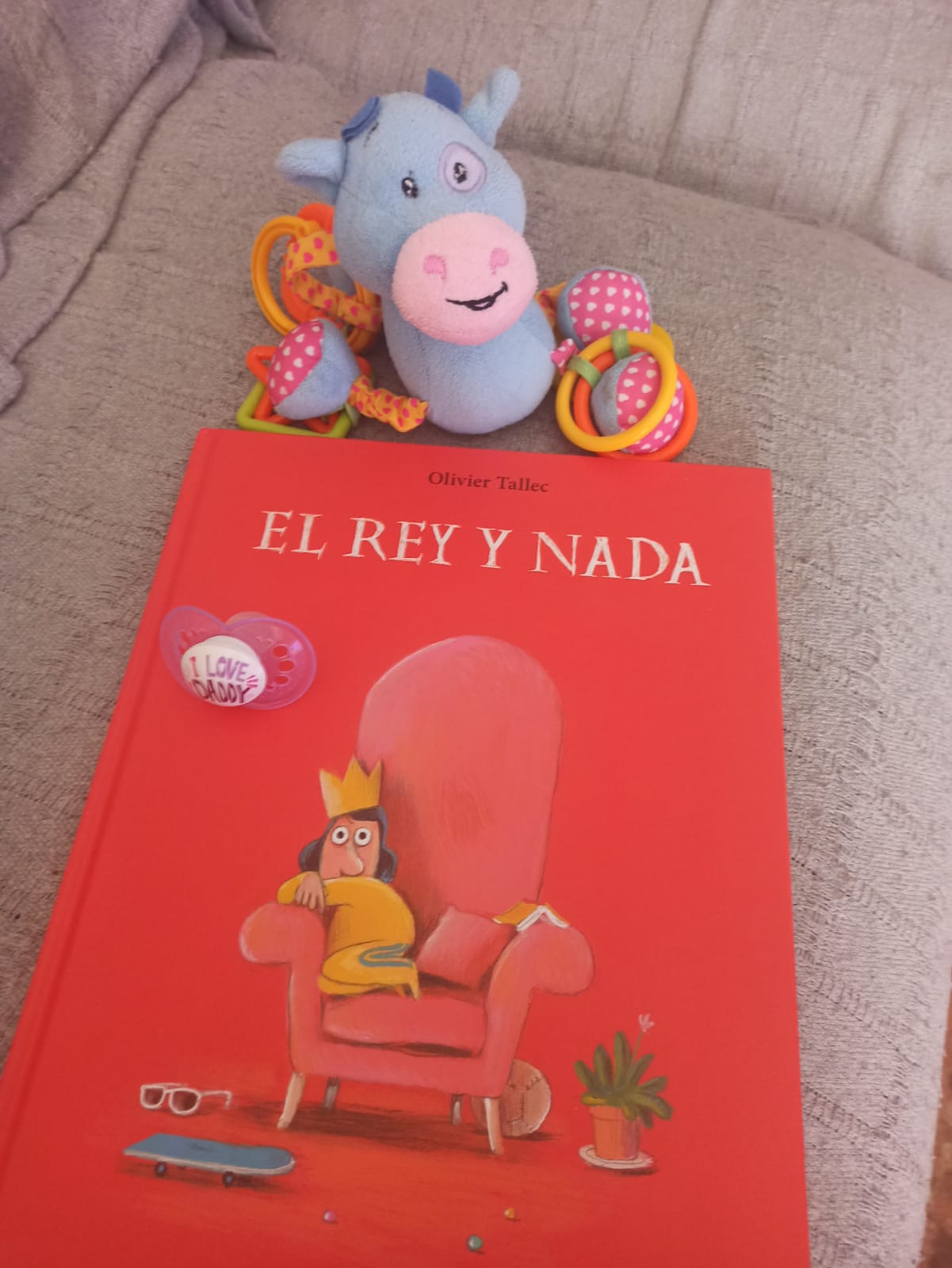 EL REY Y LA NADA, DE OLIVER TALLEC.