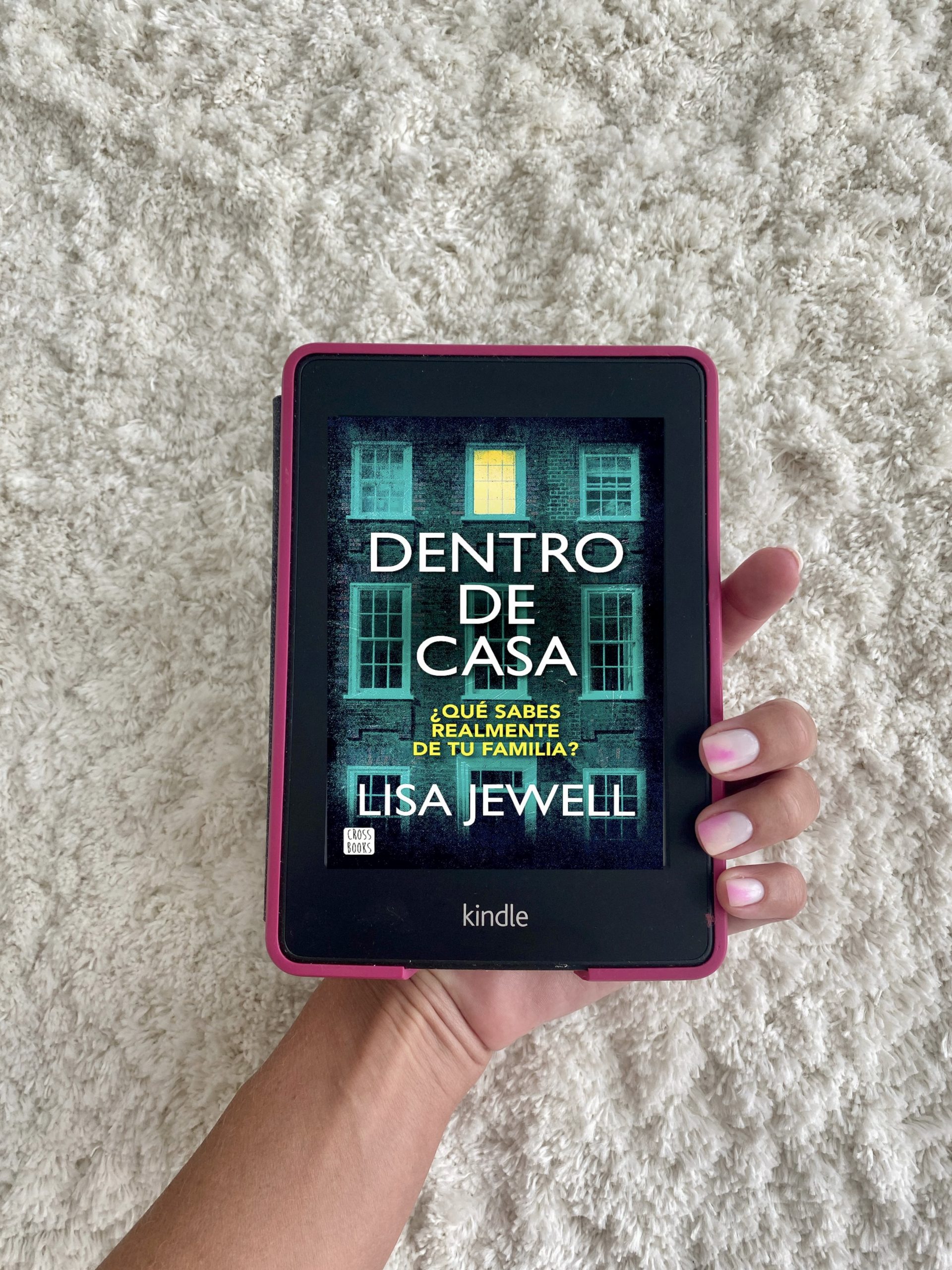 DENTRO DE CASA, de Lisa Jewell